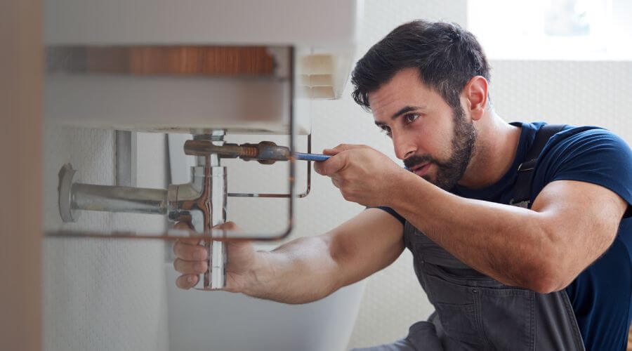 Expert burst pipe repair services in Lennon, MI